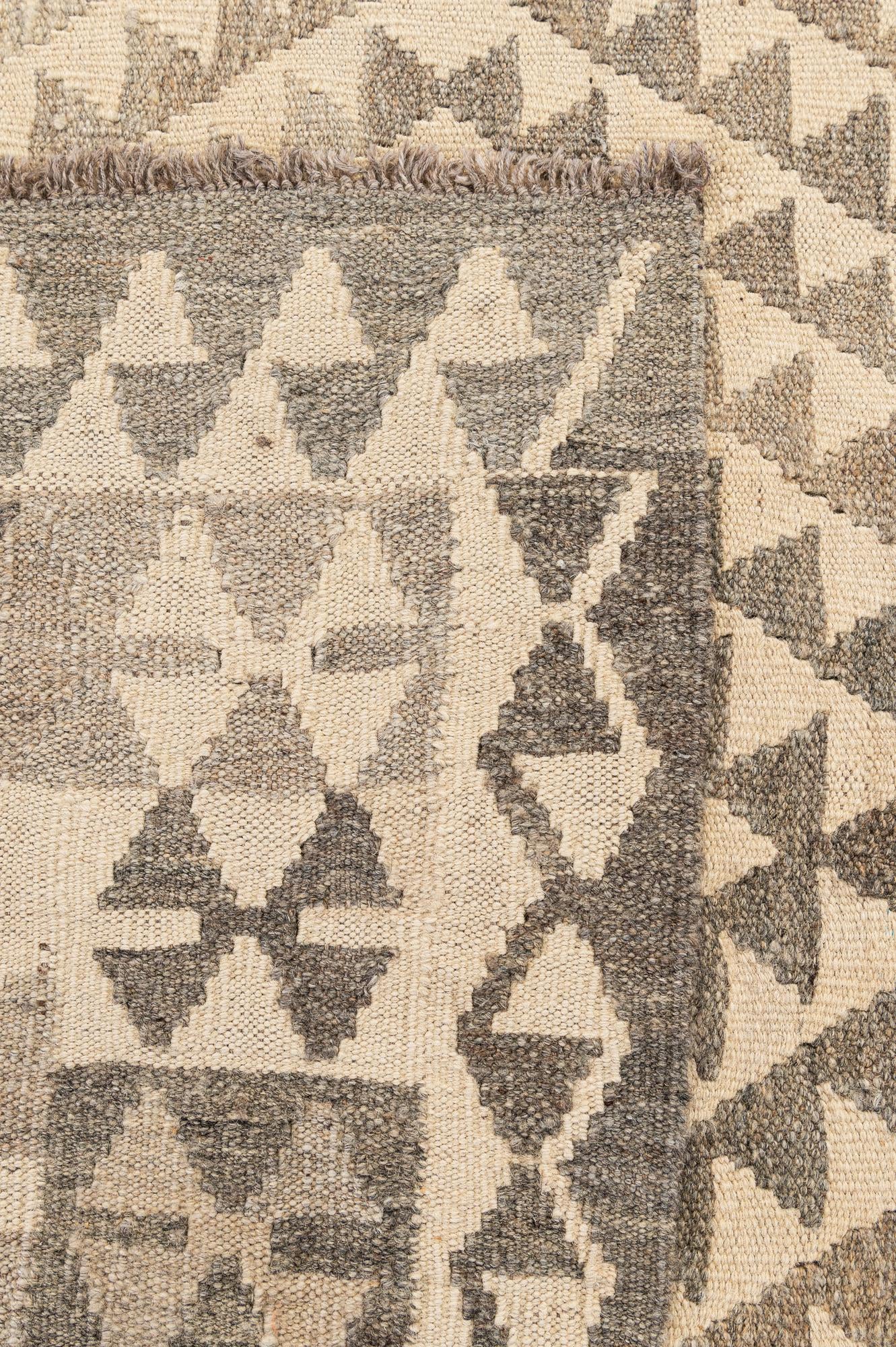 4' 1 x 5' 10 Hand Woven Kilim Maymana Wool Rug