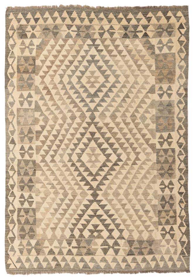 Detail image of 4' 1 x 5' 10 Hand Woven Kilim Maymana Wool Rug