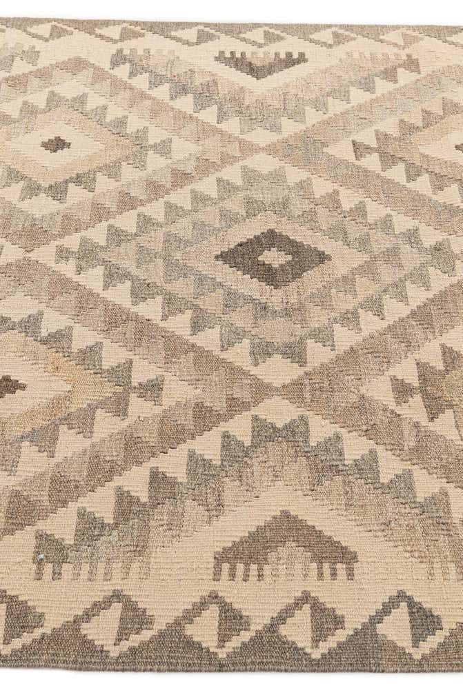 4' 3 x 5' 11 Hand Woven Kilim Maymana Wool Rug