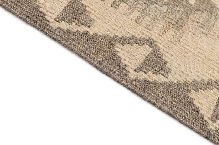 4' 3 x 5' 11 Hand Woven Kilim Maymana Wool Rug