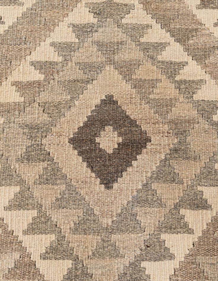 Detail image of 4' 3 x 5' 11  Hand Woven Kilim Maymana Wool Rug