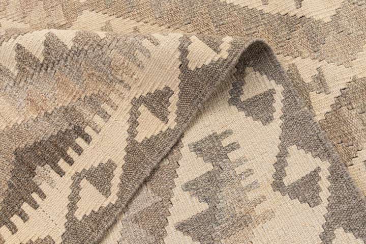 4' 3 x 5' 11 Hand Woven Kilim Maymana Wool Rug