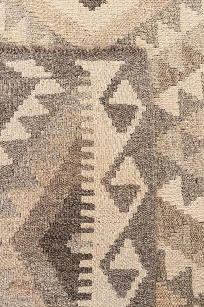 4' 3 x 5' 11 Hand Woven Kilim Maymana Wool Rug