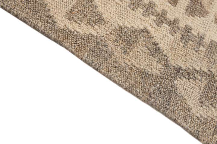 4' 11 x 6' 3 Hand Woven Kilim Maymana Wool Rug