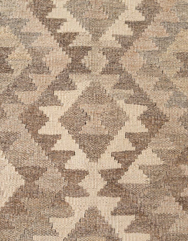Detail image of 4' 11 x 6' 3  Hand Woven Kilim Maymana Wool Rug