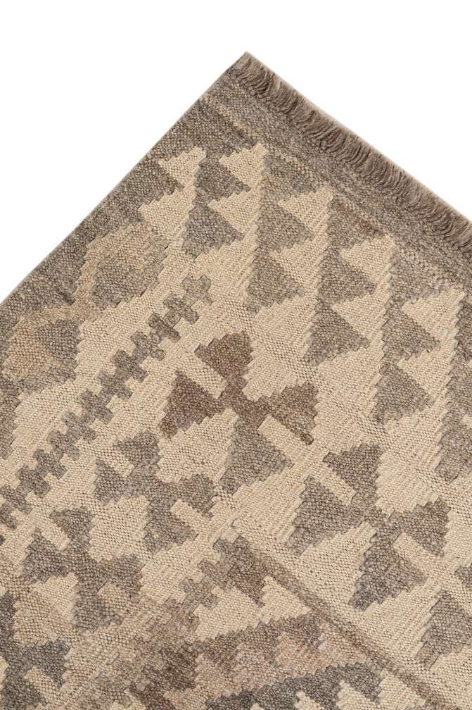 4' 11 x 6' 3 Hand Woven Kilim Maymana Wool Rug