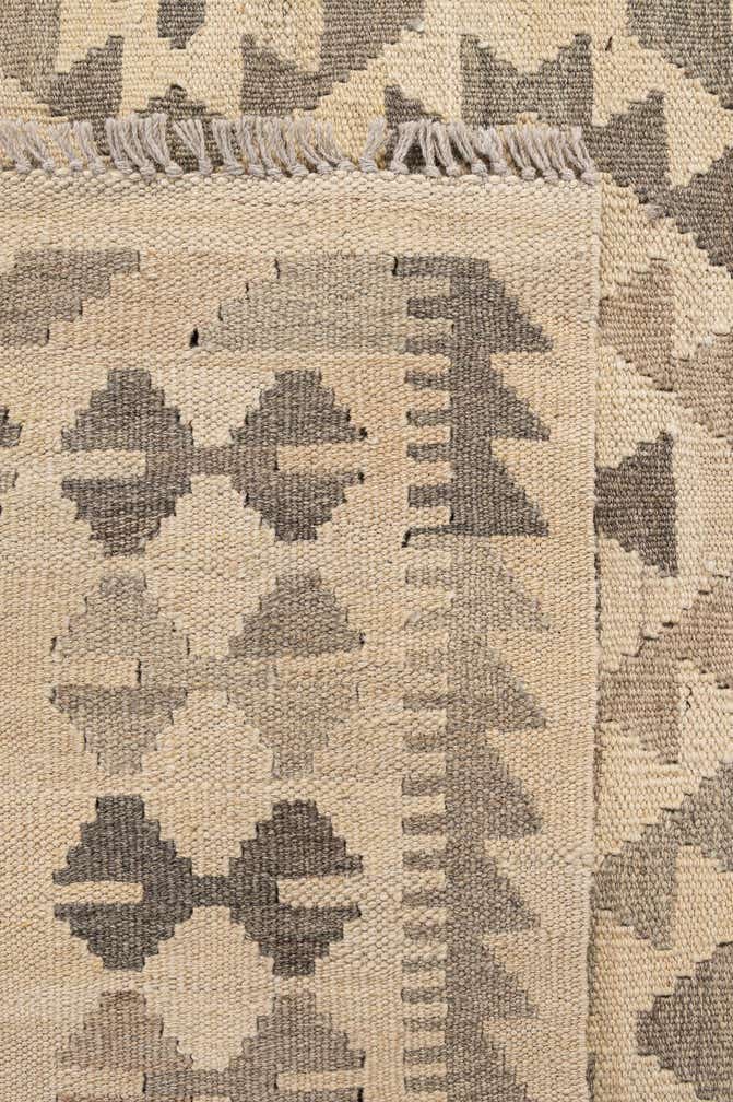 4' x 6' 7 Hand Woven Kilim Maymana Wool Rug