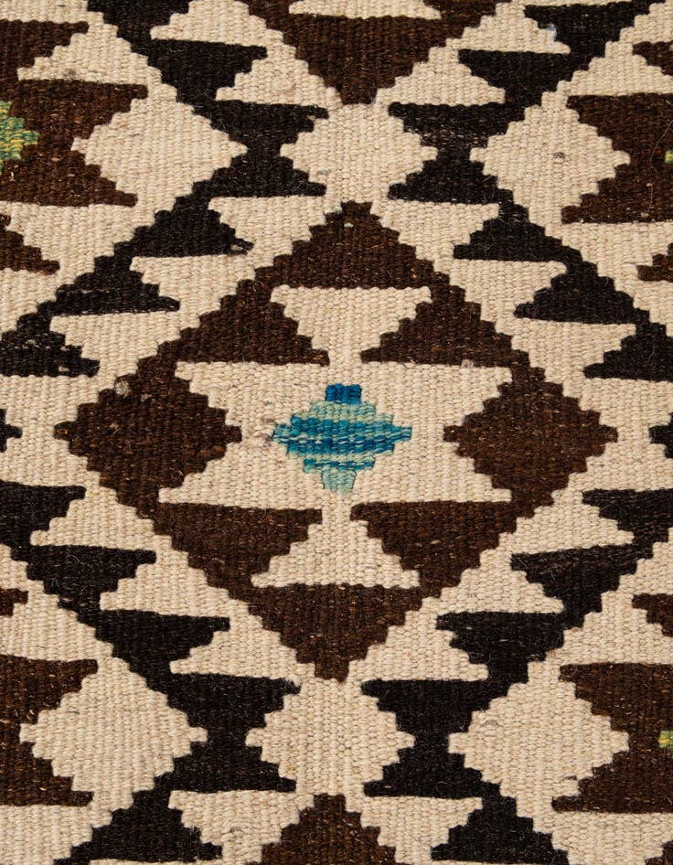 Detail image of 4' 10 x 6' 7  Hand Woven Kilim Maymana Wool Rug