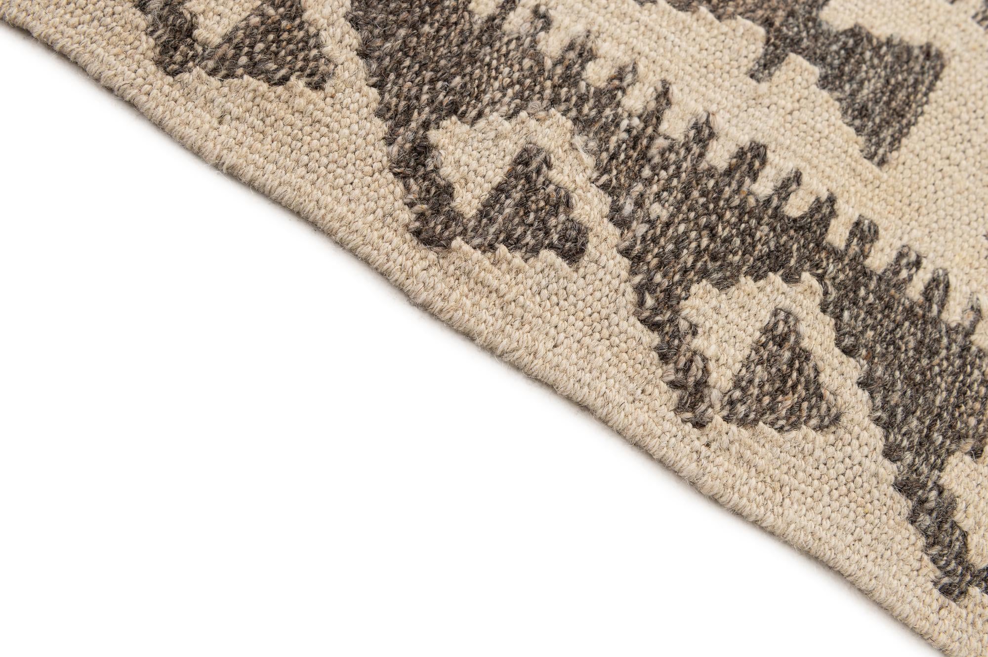 5' x 6' 7 Hand Woven Kilim Maymana Wool Rug