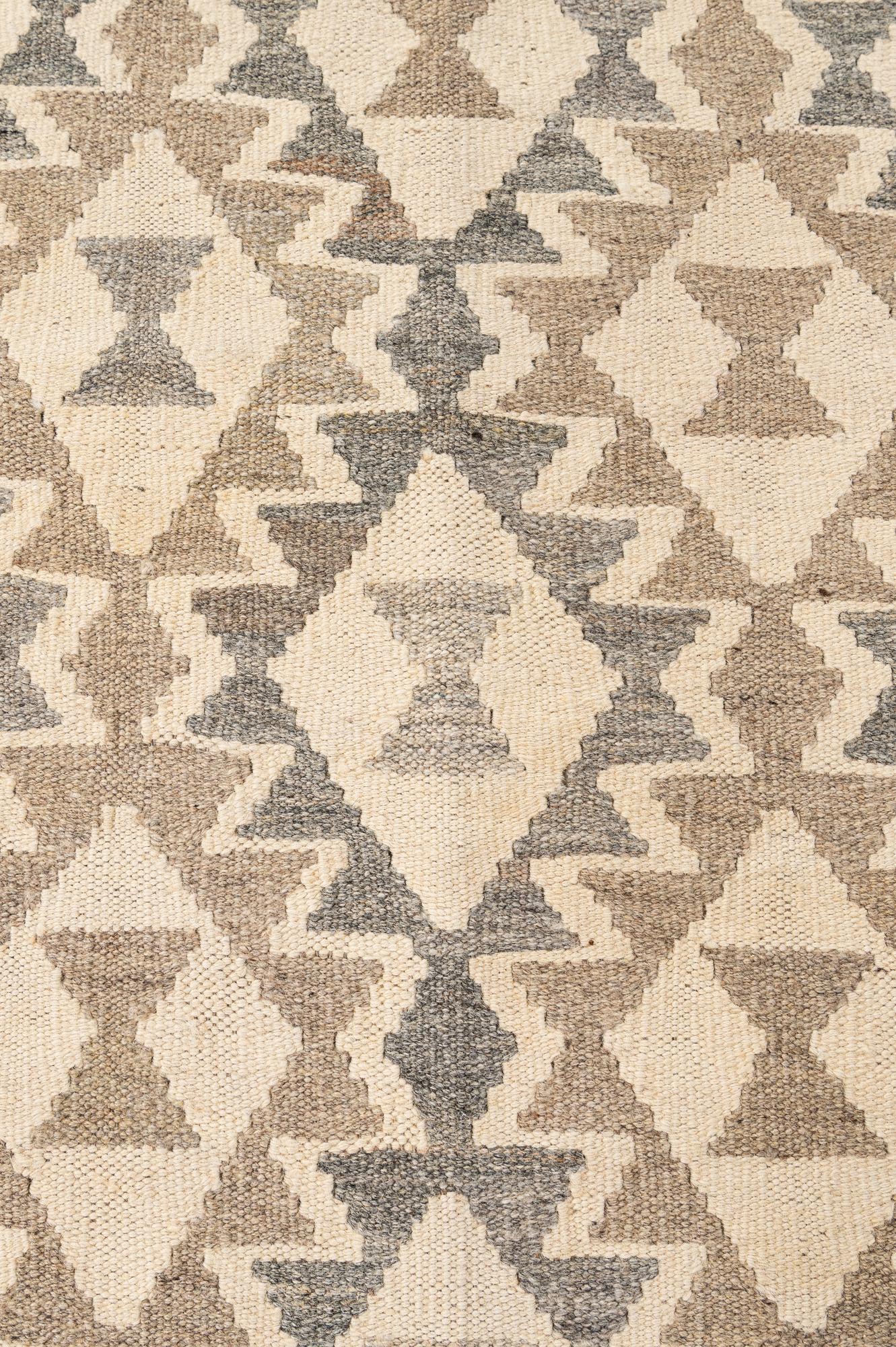 5' x 6' 9 Hand Knotted Kilim Maymana Wool Rug