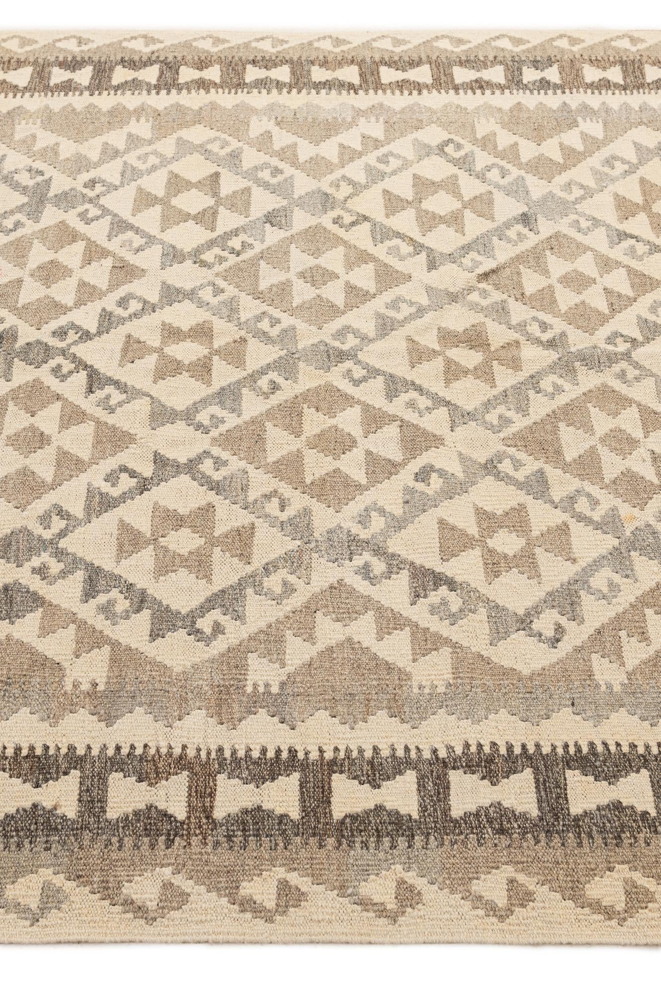 5' 2 x 6' 8 Hand Woven Kilim Maymana Wool Rug