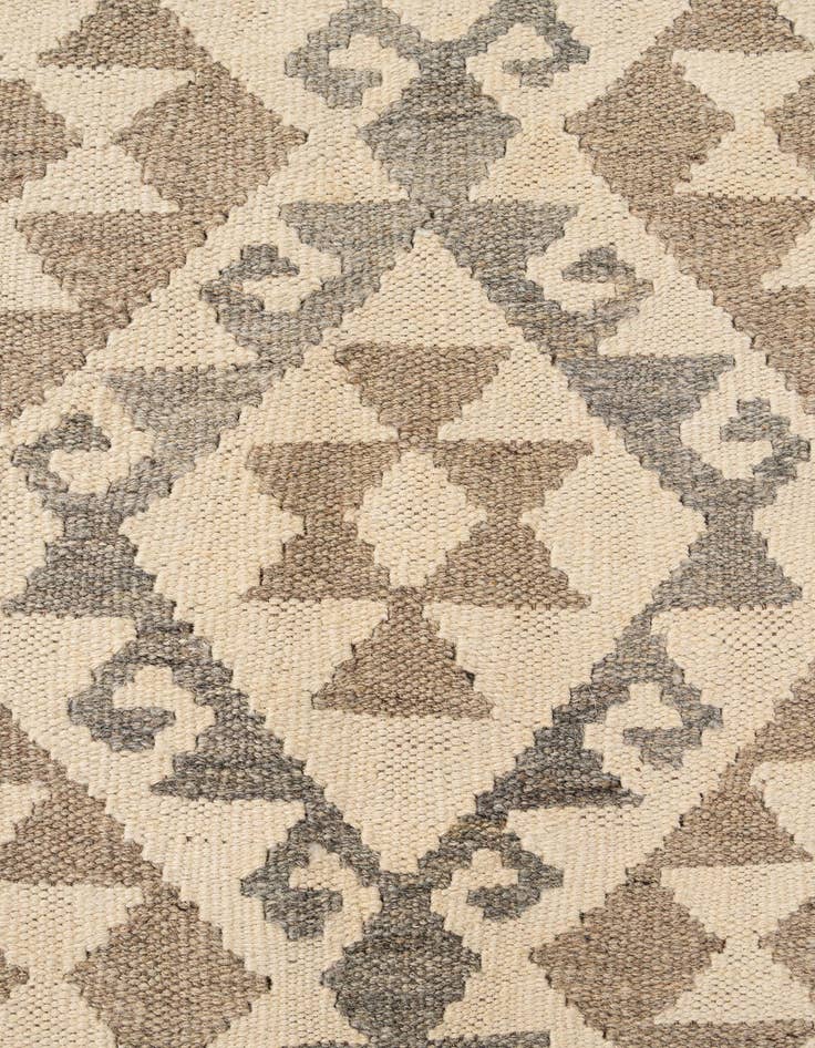 Detail image of 5' 2 x 6' 8  Hand Woven Kilim Maymana Wool Rug