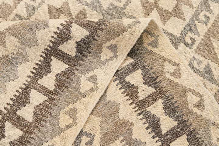 5' 2 x 6' 8 Hand Woven Kilim Maymana Wool Rug