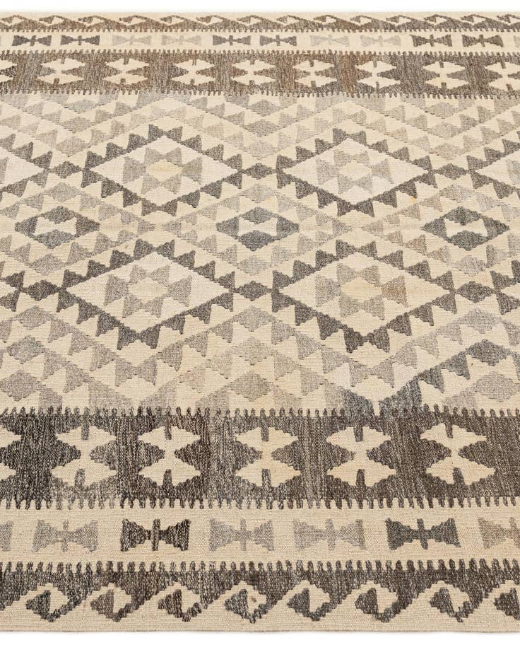 Detail image of 5' x 6' 7 Hand Woven Kilim Maymana Wool Rug