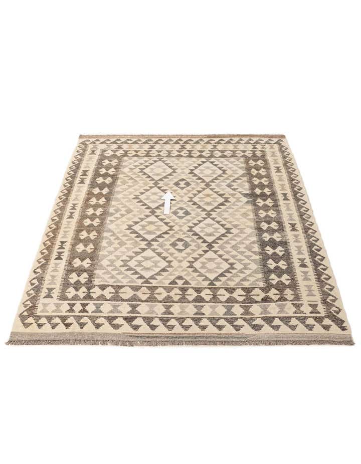 5' x 6' 7 Hand Woven Kilim Maymana Wool Rug