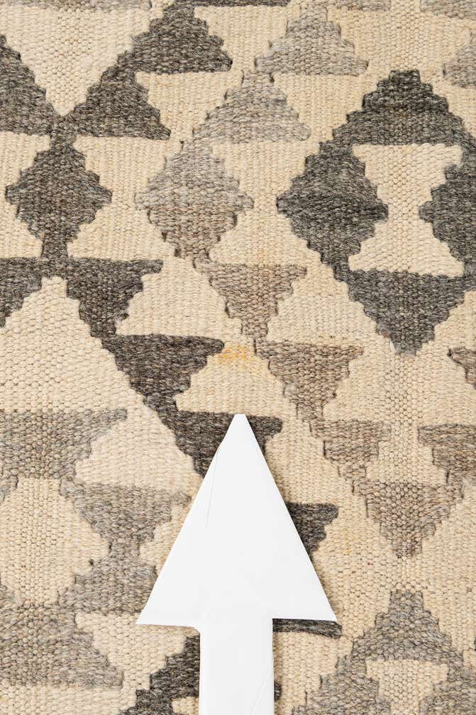 5' x 6' 7 Hand Woven Kilim Maymana Wool Rug