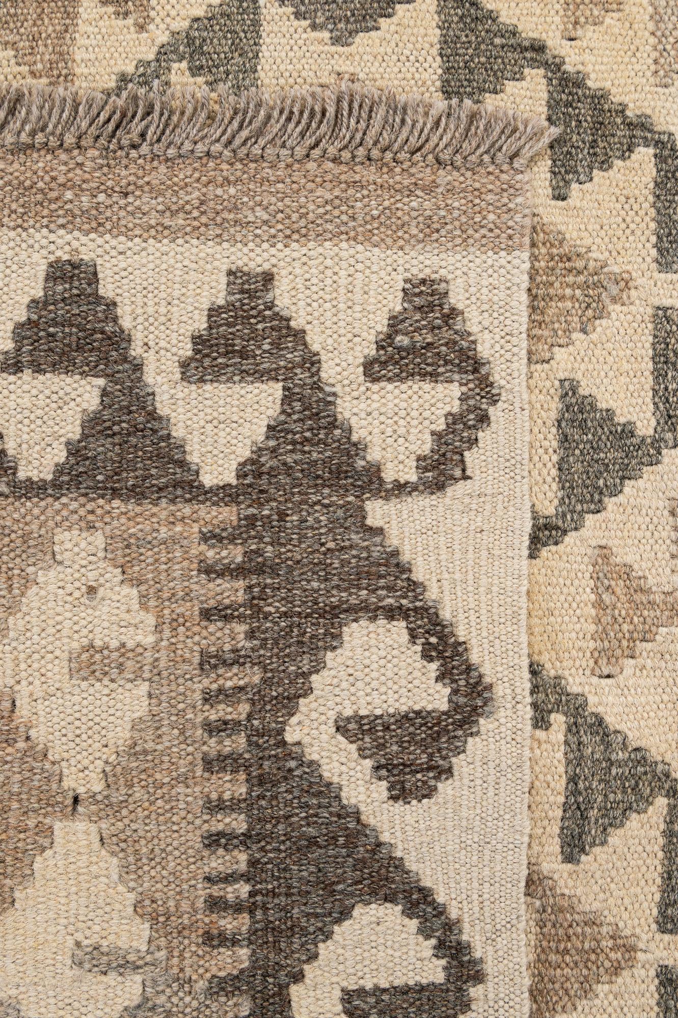 4' 11 x 6' 5 Hand Woven Kilim Maymana Wool Rug