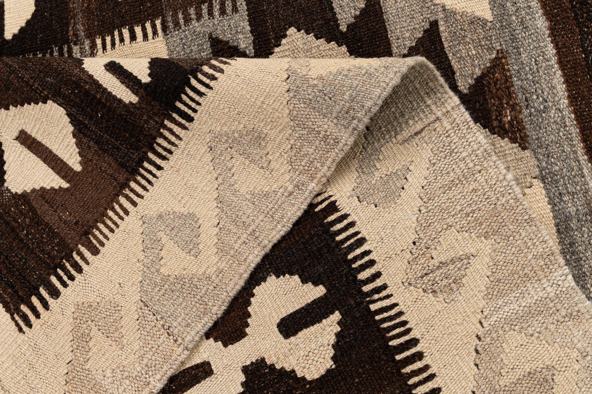 4' 11 x 6' 4 Hand Woven Kilim Maymana Wool Rug