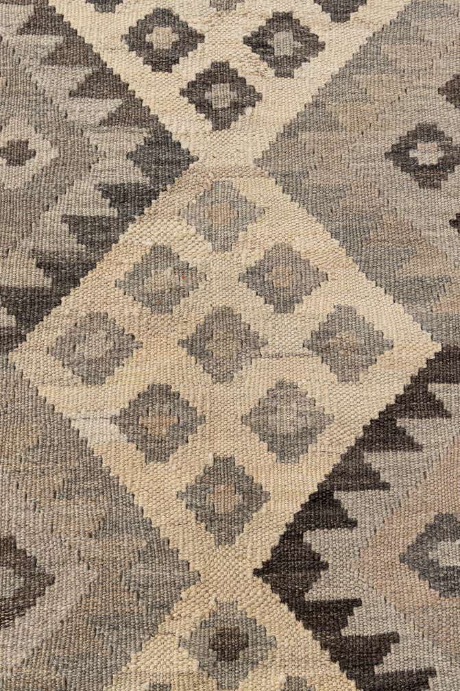 5' x 6' 8 Hand Woven Kilim Maymana Wool Rug