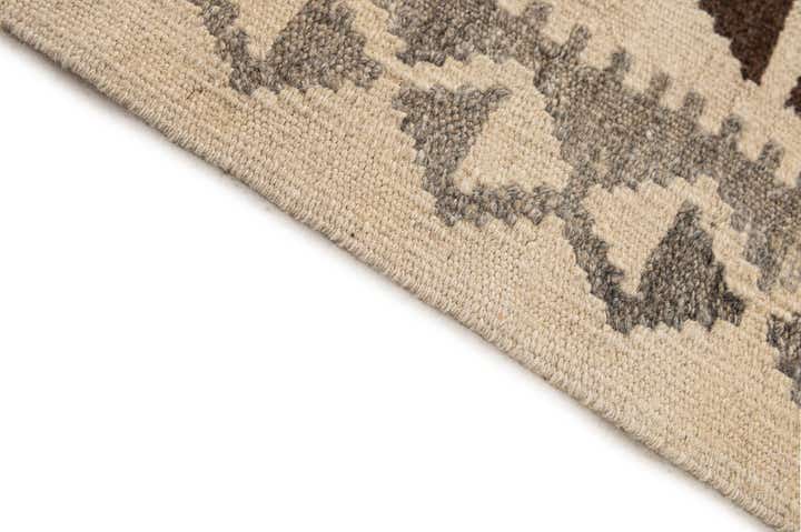 5' x 7' 1 Hand Woven Kilim Maymana Wool Rug