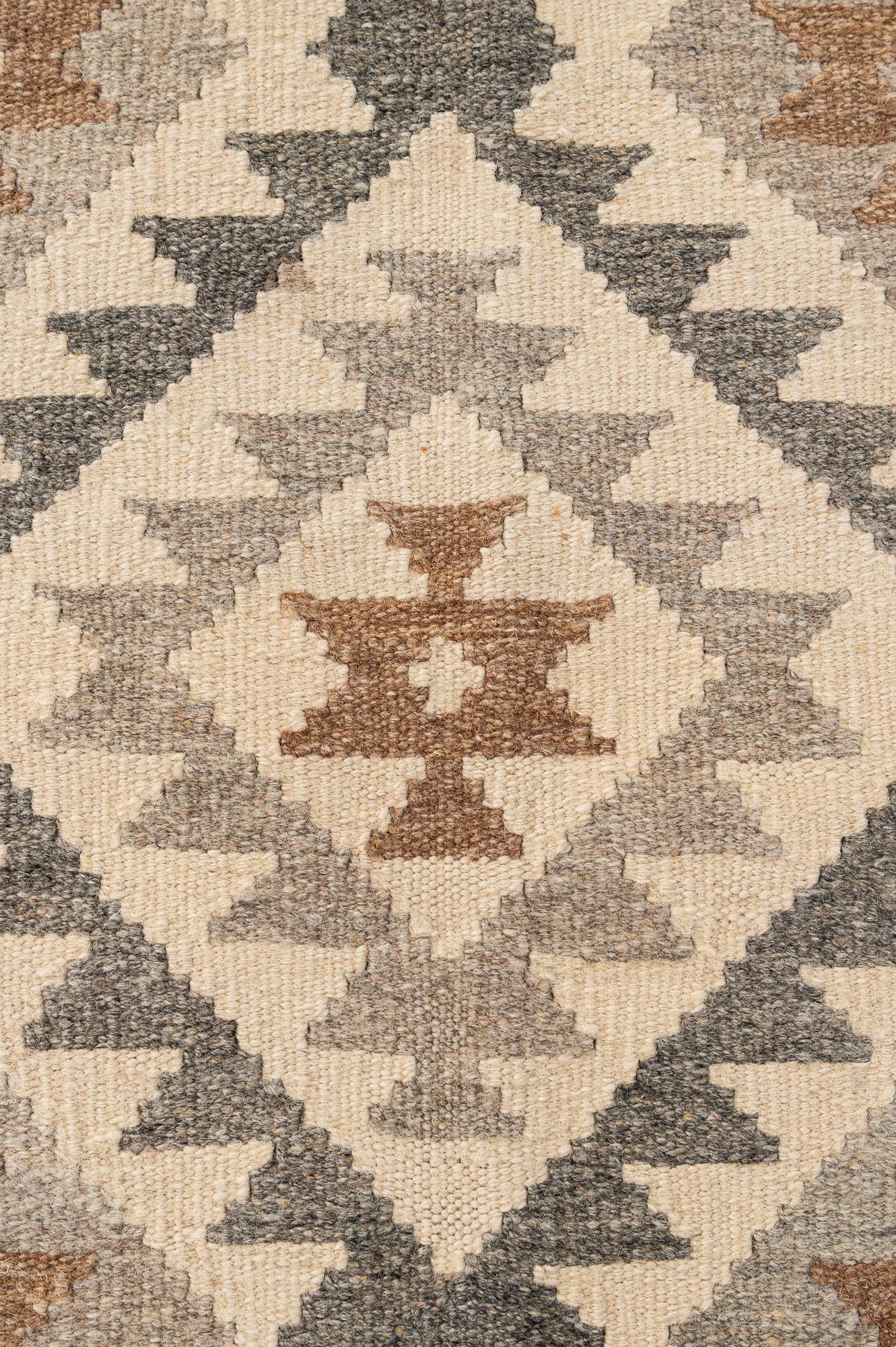 5' x 7' 1 Hand Woven Kilim Maymana Wool Rug
