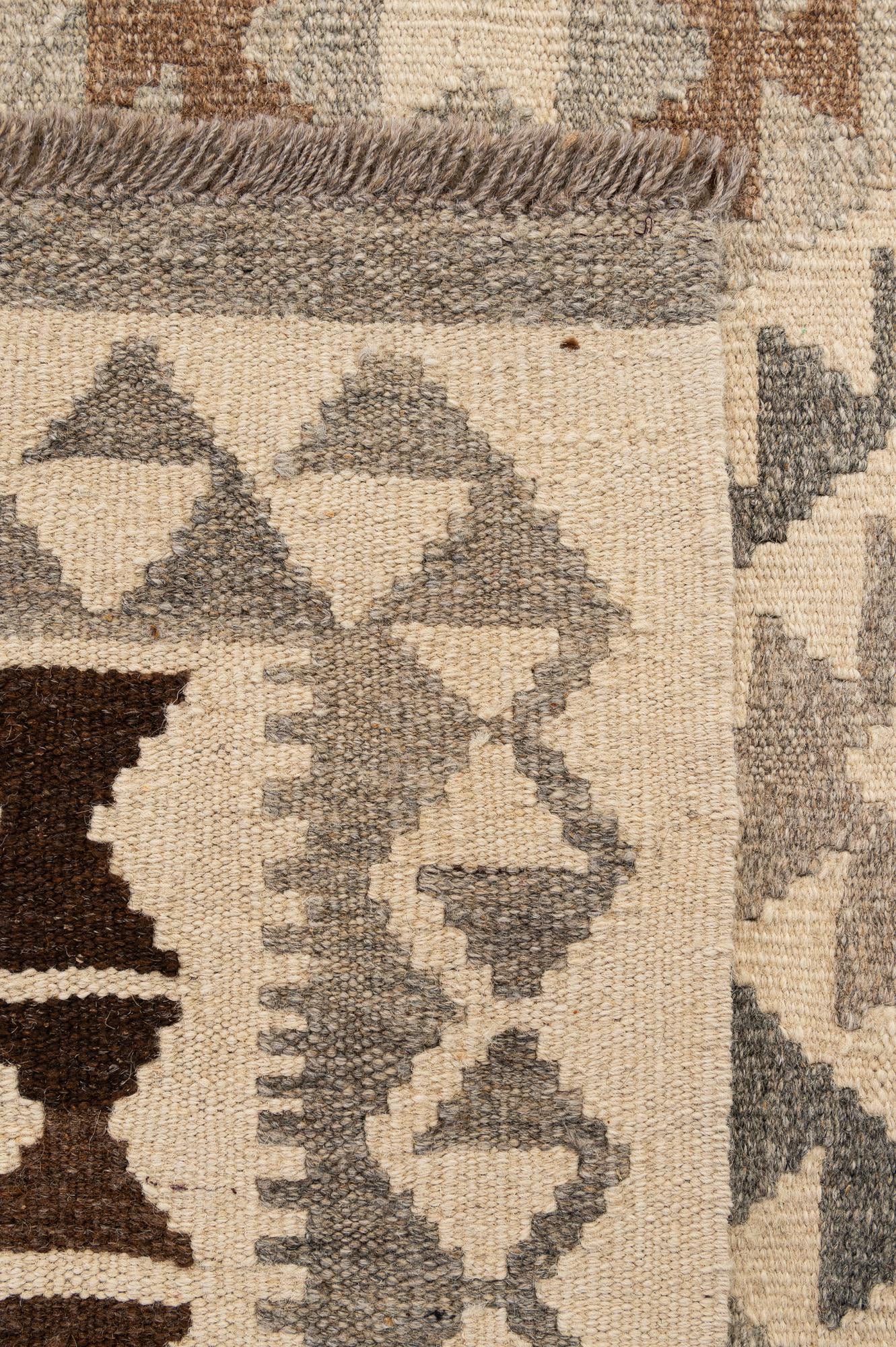 5' x 7' 1 Hand Woven Kilim Maymana Wool Rug