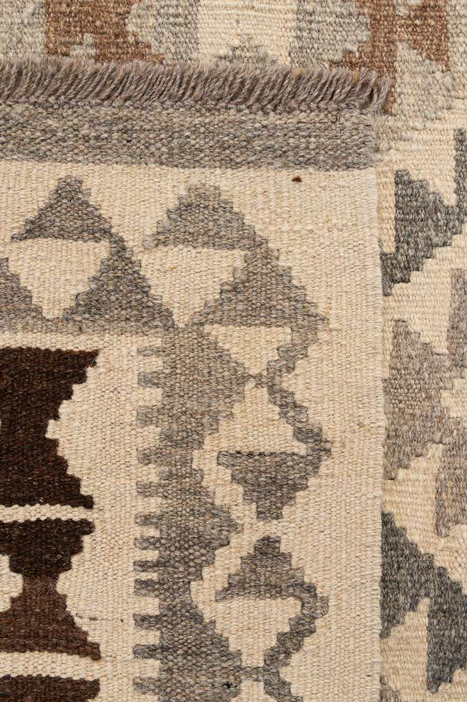 5' x 7' 1 Hand Woven Kilim Maymana Wool Rug