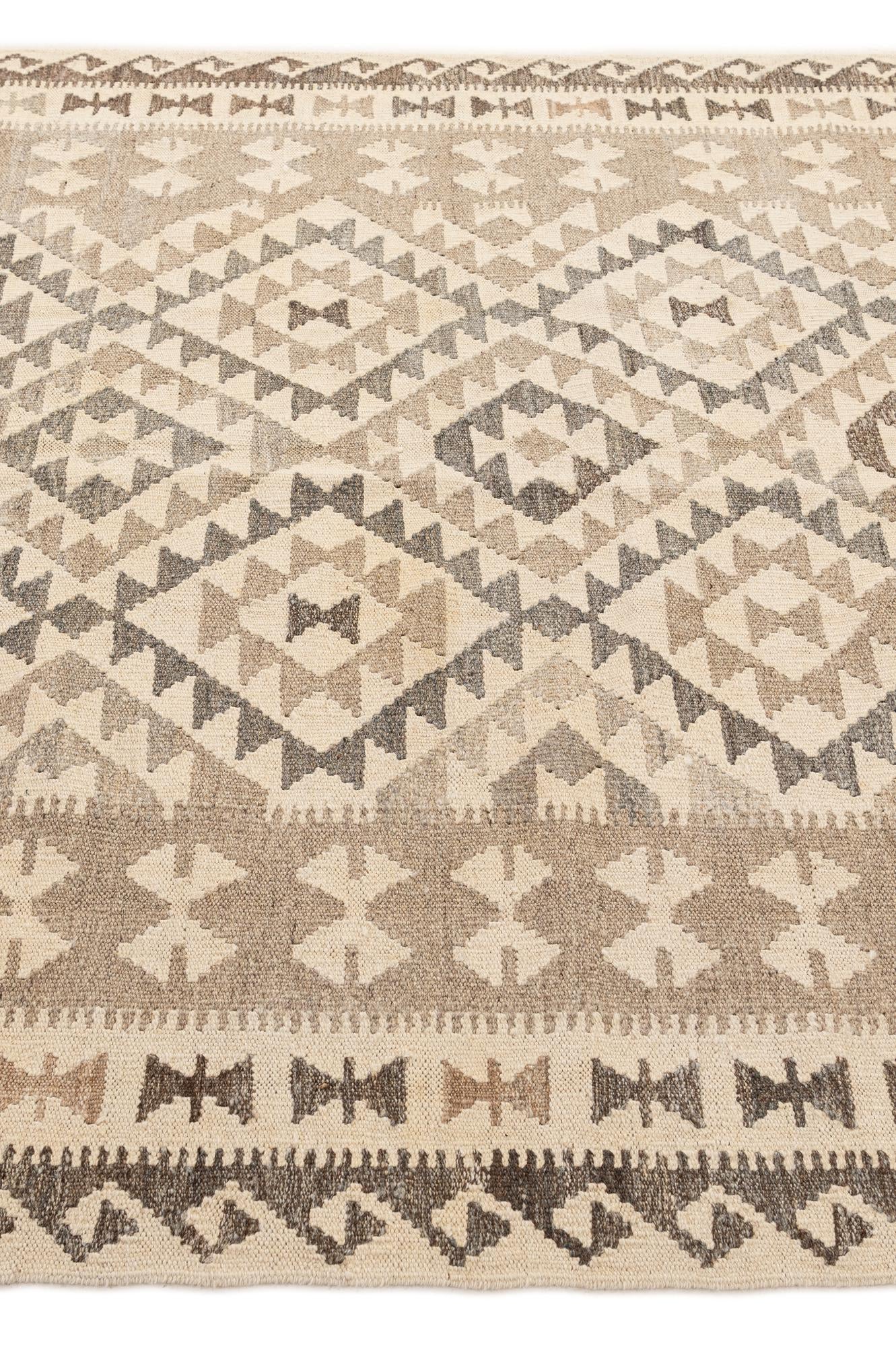 4' 11 x 6' 8 Hand Woven Kilim Maymana Wool Rug