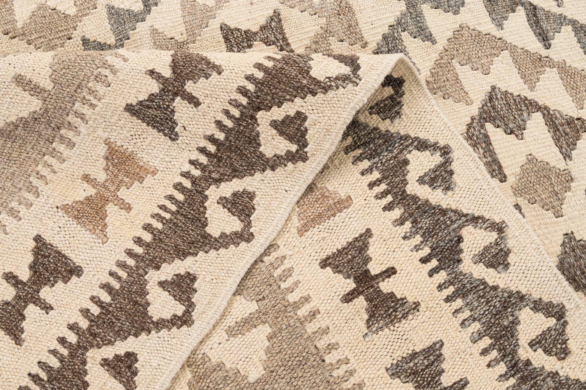 4' 11 x 6' 8 Hand Woven Kilim Maymana Wool Rug