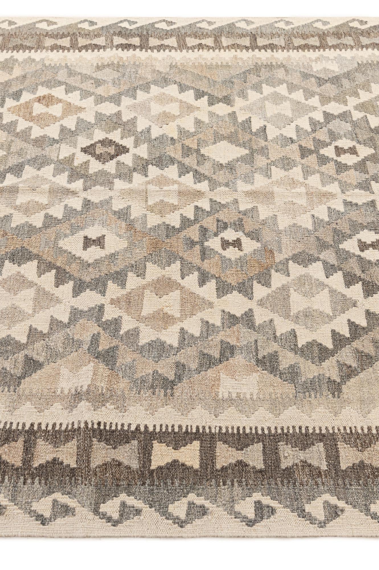 5' 1 x 6' 9 Hand Woven Kilim Maymana Wool Rug