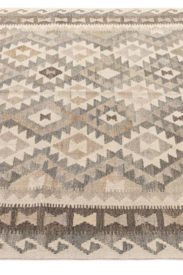 Detail image of 5' 1 x 6' 9 Hand Woven Kilim Maymana Wool Rug