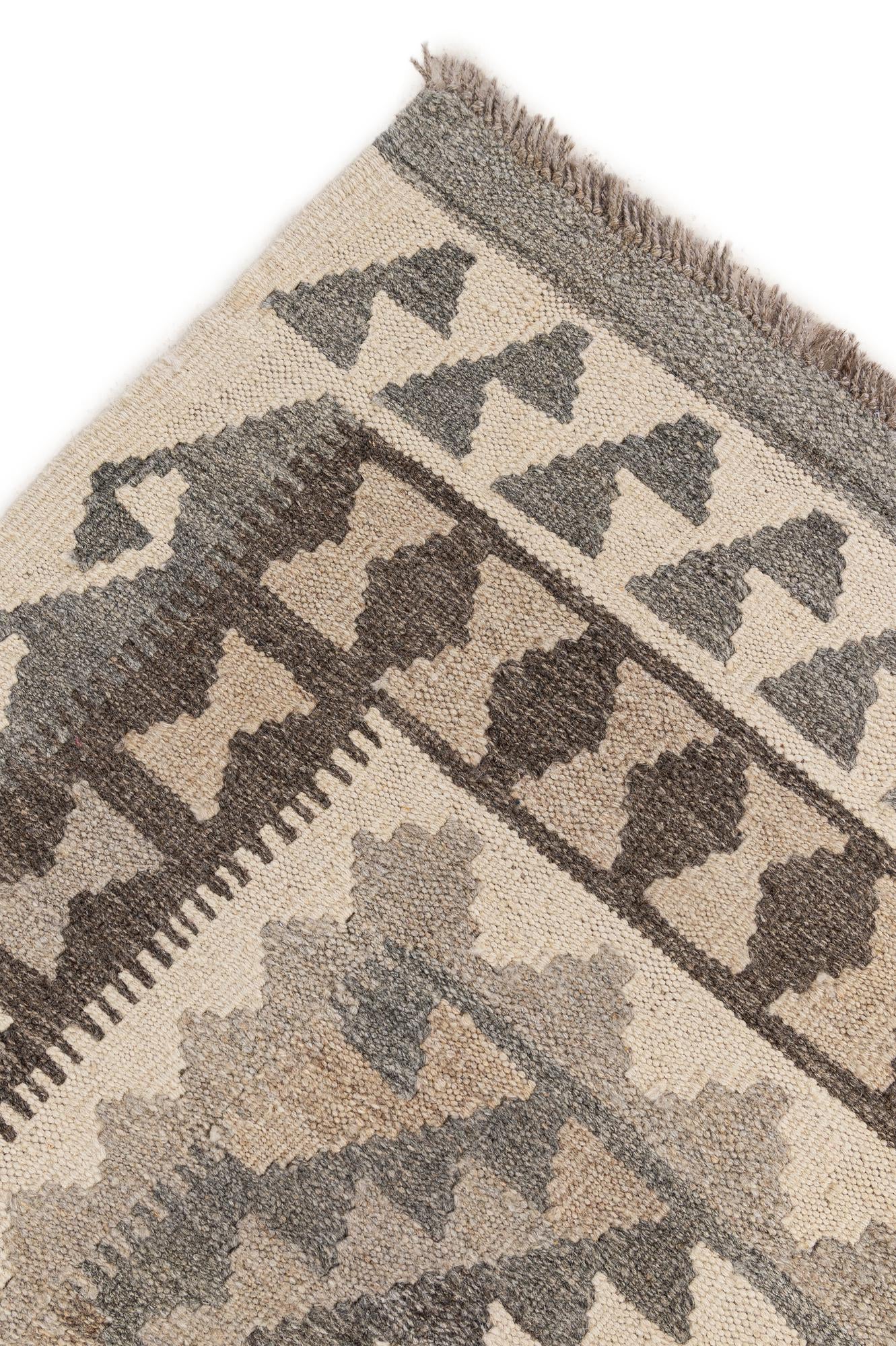 5' 1 x 6' 9 Hand Woven Kilim Maymana Wool Rug