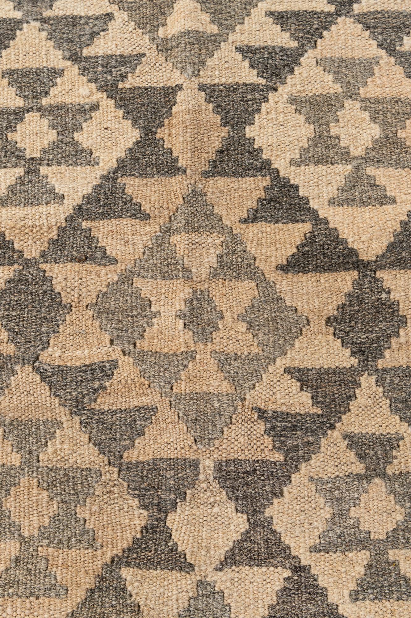 4' 11 x 6' 11 Hand Woven Kilim Maymana Wool Rug