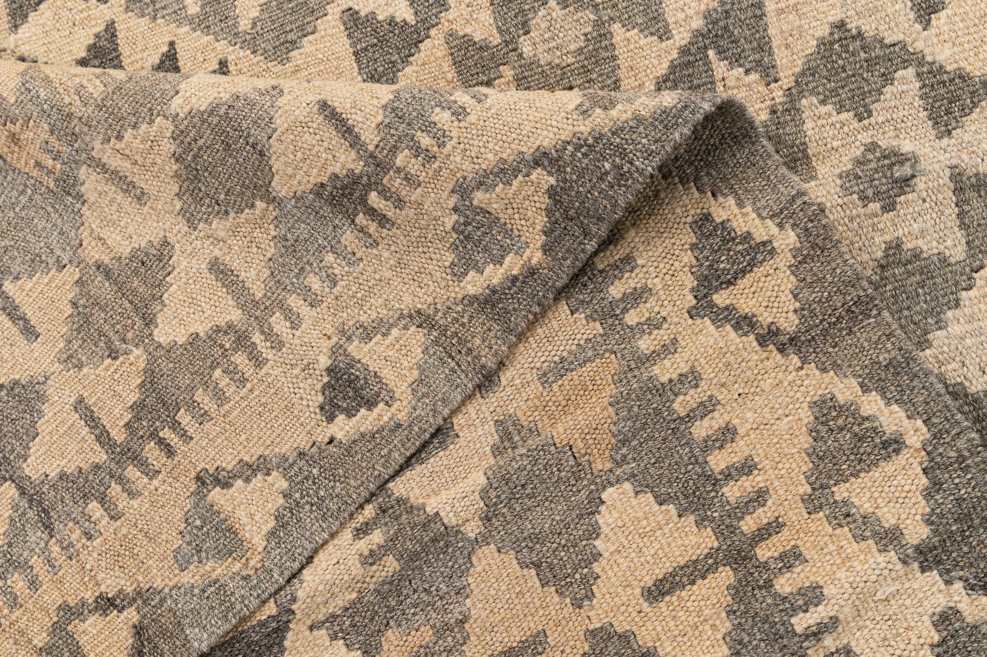 4' 11 x 6' 11 Hand Woven Kilim Maymana Wool Rug