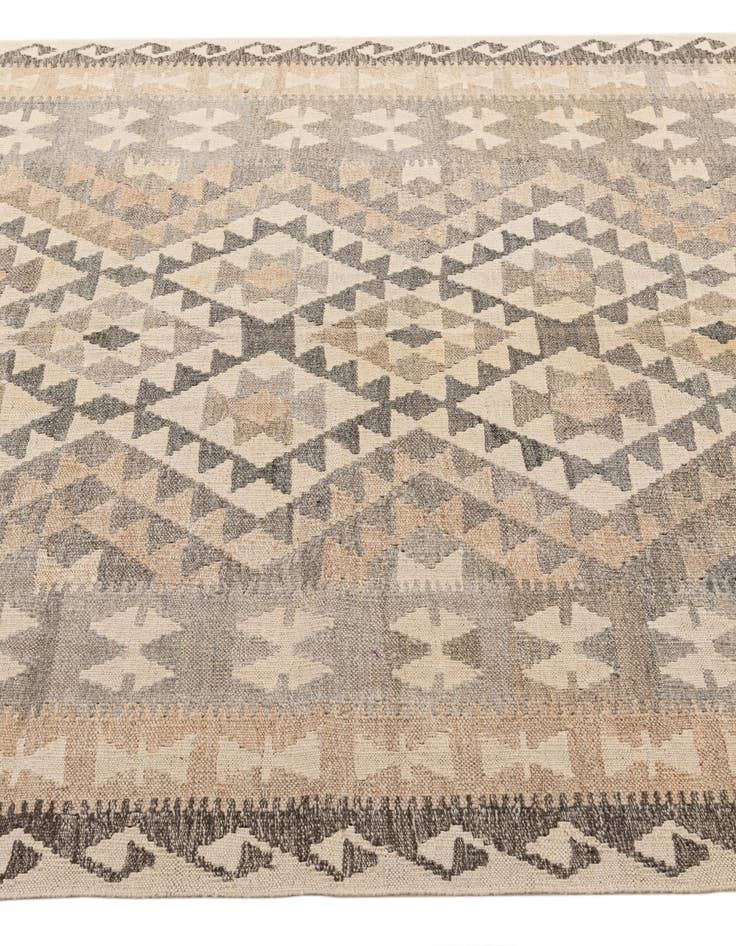 Detail image of 4' 11 x 6' 9  Hand Woven Kilim Maymana Wool Rug