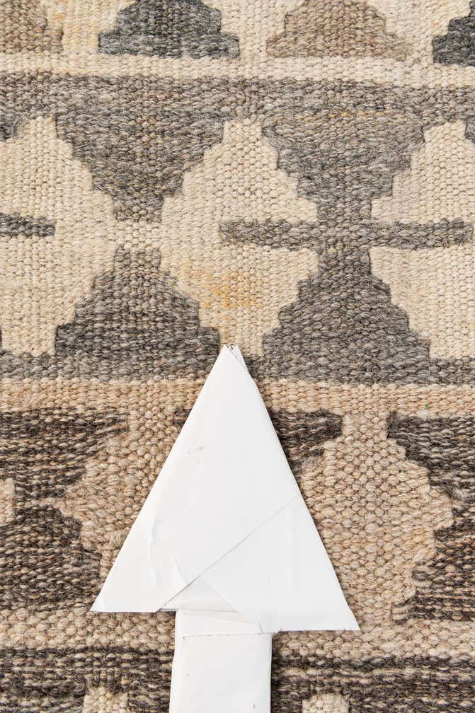 4' 11 x 6' 9 Hand Woven Kilim Maymana Wool Rug