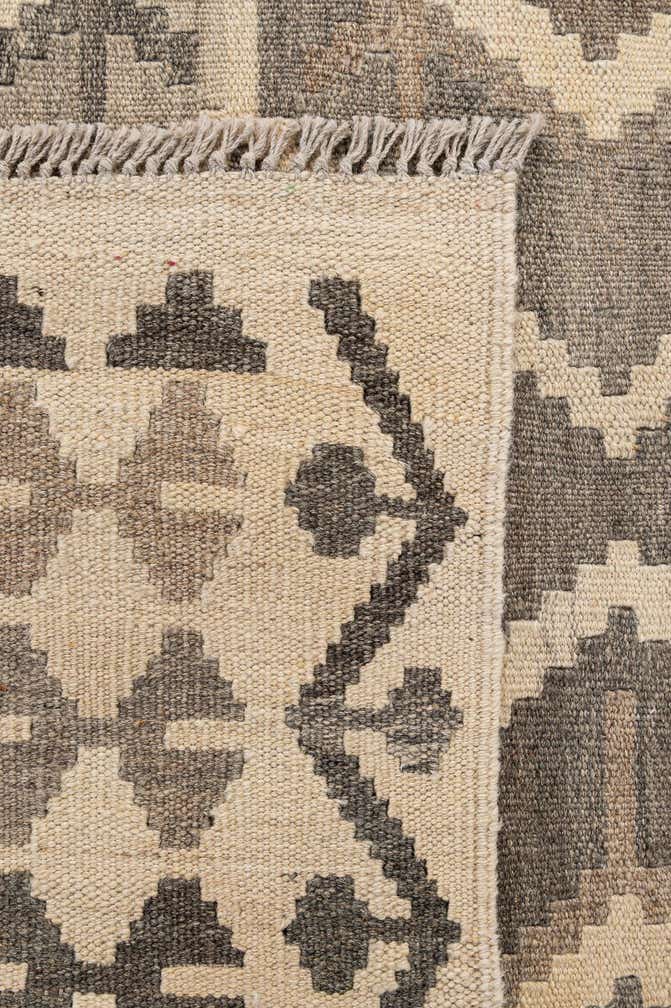 5' 2 x 6' 8 Hand Woven Kilim Maymana Wool Rug