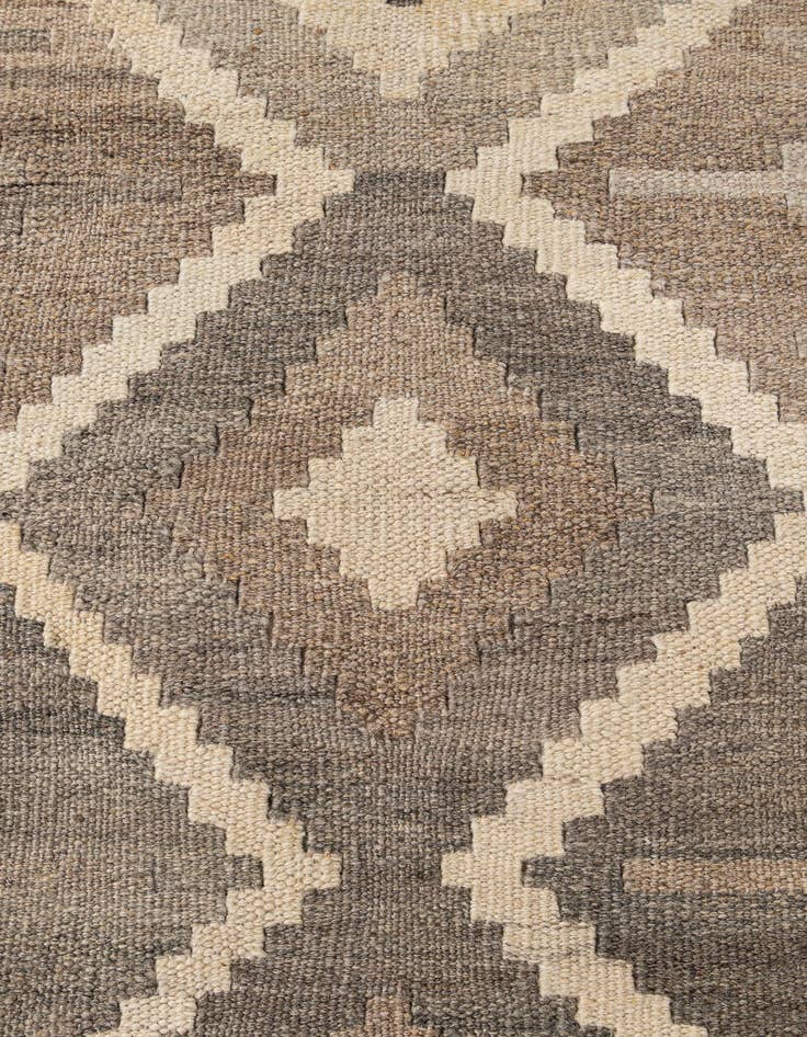 Detail image of 5' 2 x 6' 8  Hand Woven Kilim Maymana Wool Rug