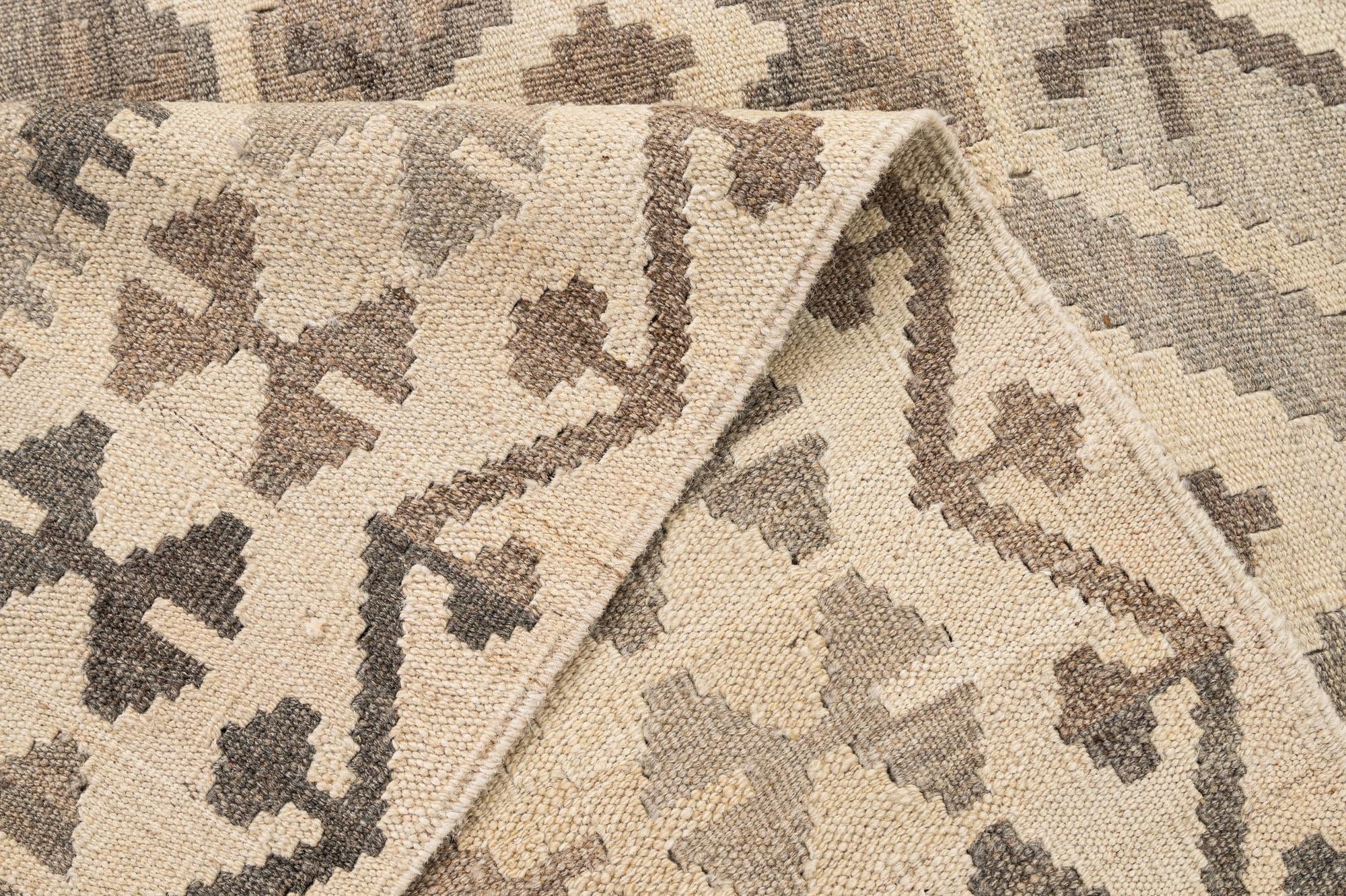 5' 2 x 6' 8 Hand Woven Kilim Maymana Wool Rug