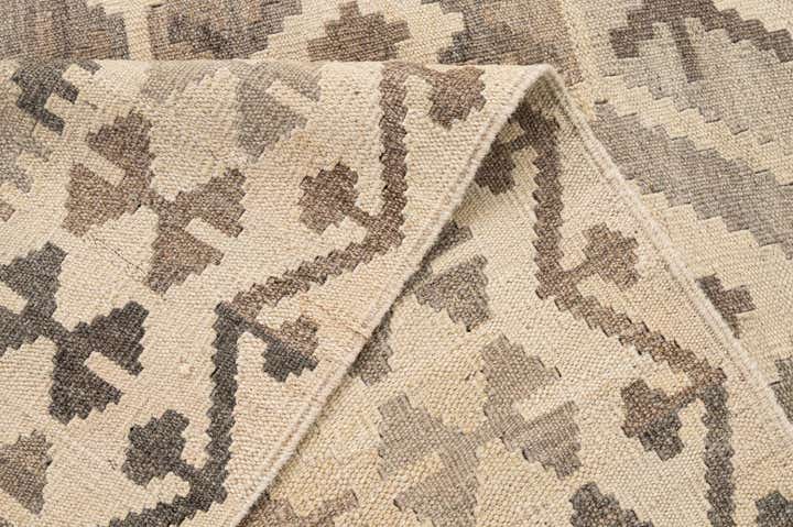 5' 2 x 6' 8 Hand Woven Kilim Maymana Wool Rug