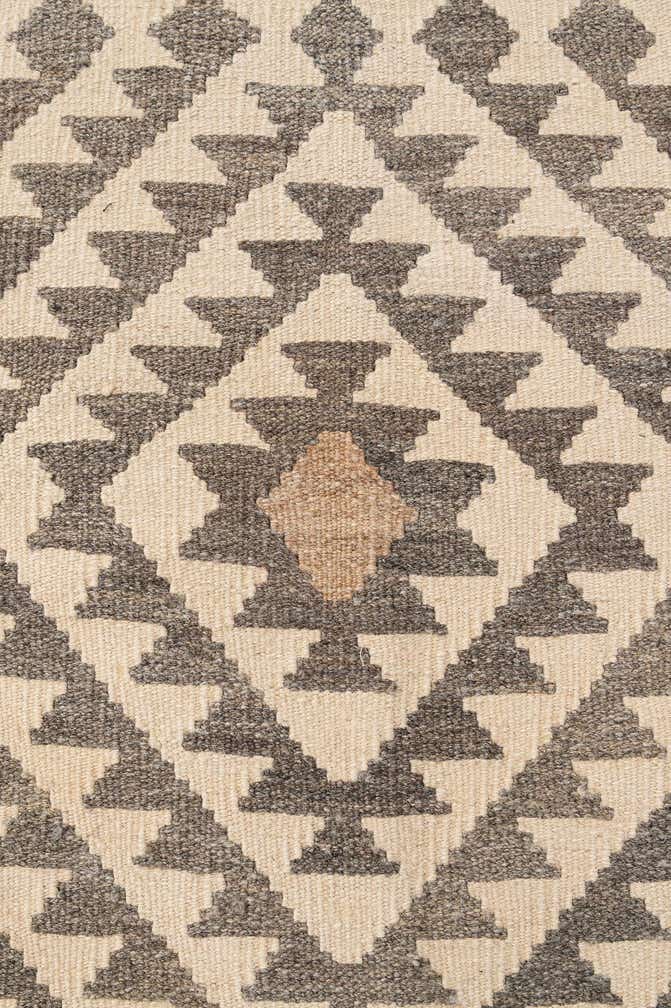 5' 3 x 6' 8 Hand Woven Kilim Maymana Wool Rug