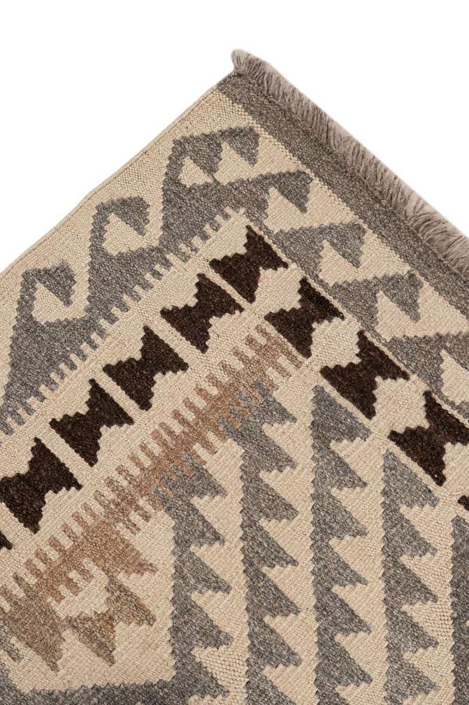 5' 3 x 6' 8 Hand Woven Kilim Maymana Wool Rug