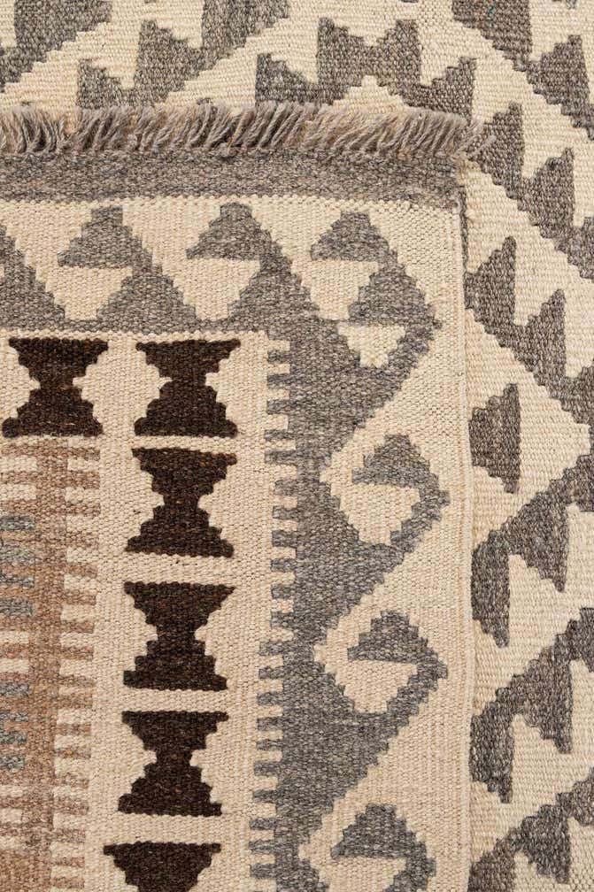 5' 3 x 6' 8 Hand Woven Kilim Maymana Wool Rug