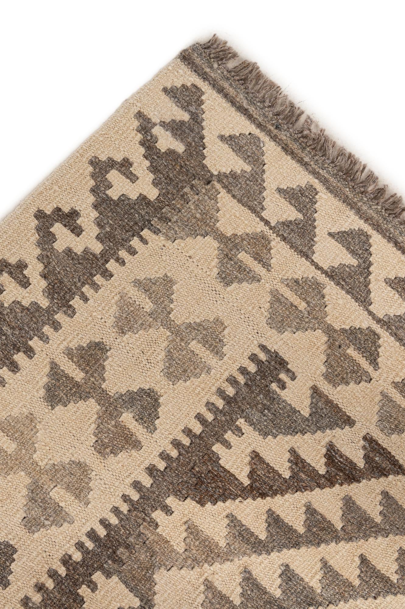 5' 1 x 6' 8 Hand Woven Kilim Maymana Wool Rug