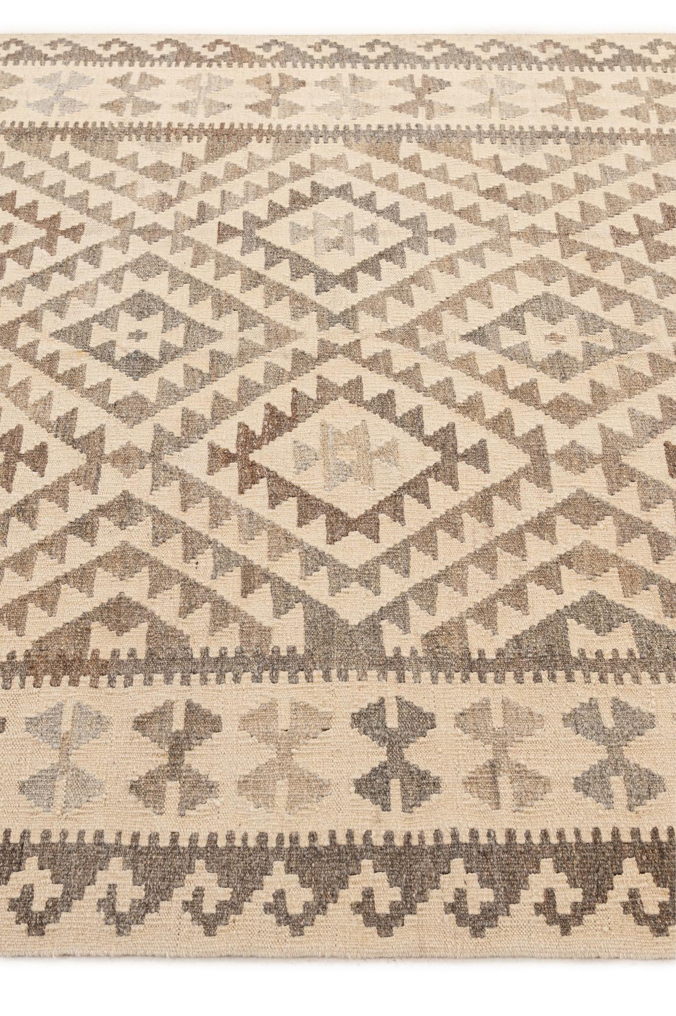 5' 1 x 6' 8 Hand Woven Kilim Maymana Wool Rug