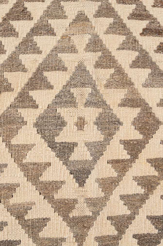 5' 1 x 6' 8 Hand Woven Kilim Maymana Wool Rug