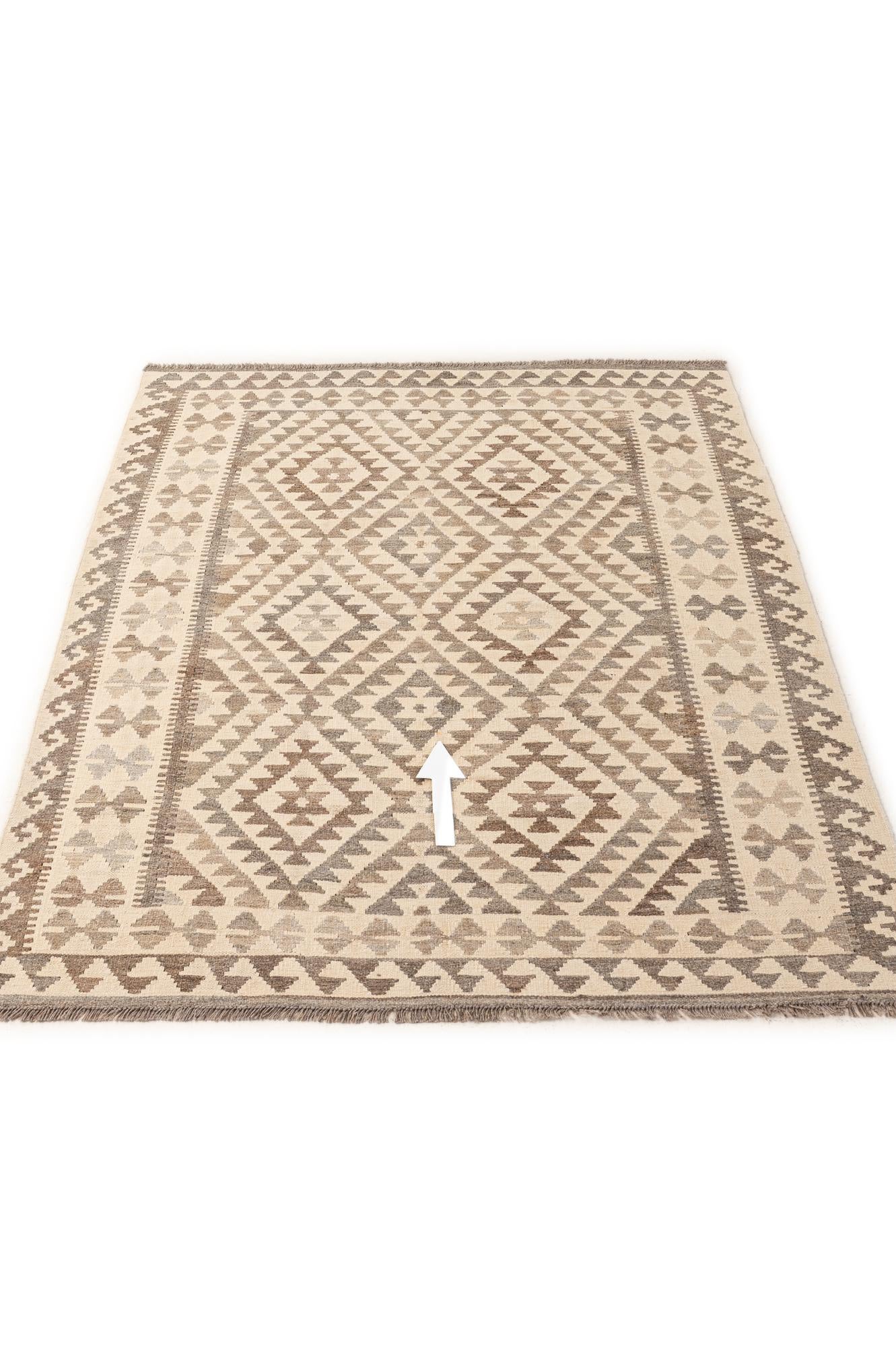 5' 1 x 6' 8 Hand Woven Kilim Maymana Wool Rug