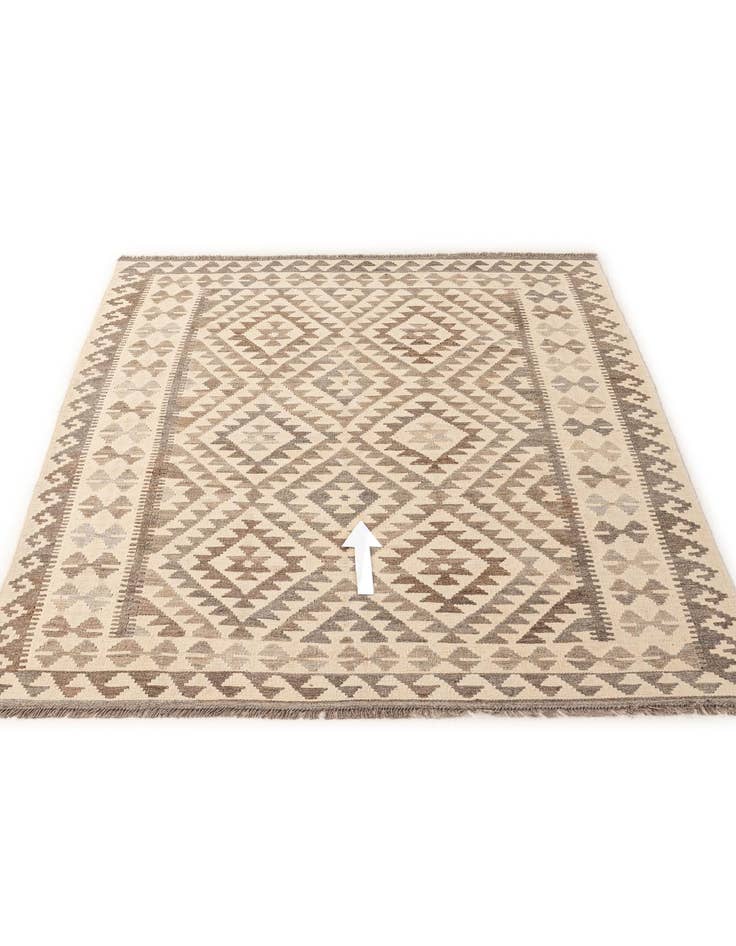 Detail image of 5' 1 x 6' 8  Hand Woven Kilim Maymana Wool Rug