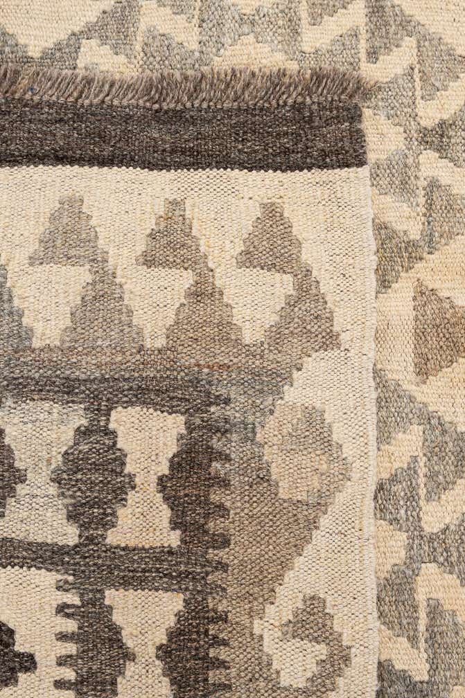 5' 3 x 6' 8 Hand Woven Kilim Maymana Wool Rug