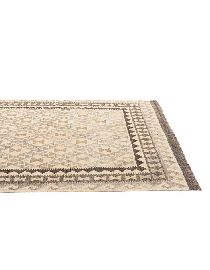 Detail image of 5' 3 x 6' 8  Hand Woven Kilim Maymana Wool Rug